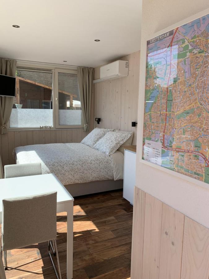 B&B Diemerplein Diemen ภายนอก รูปภาพ