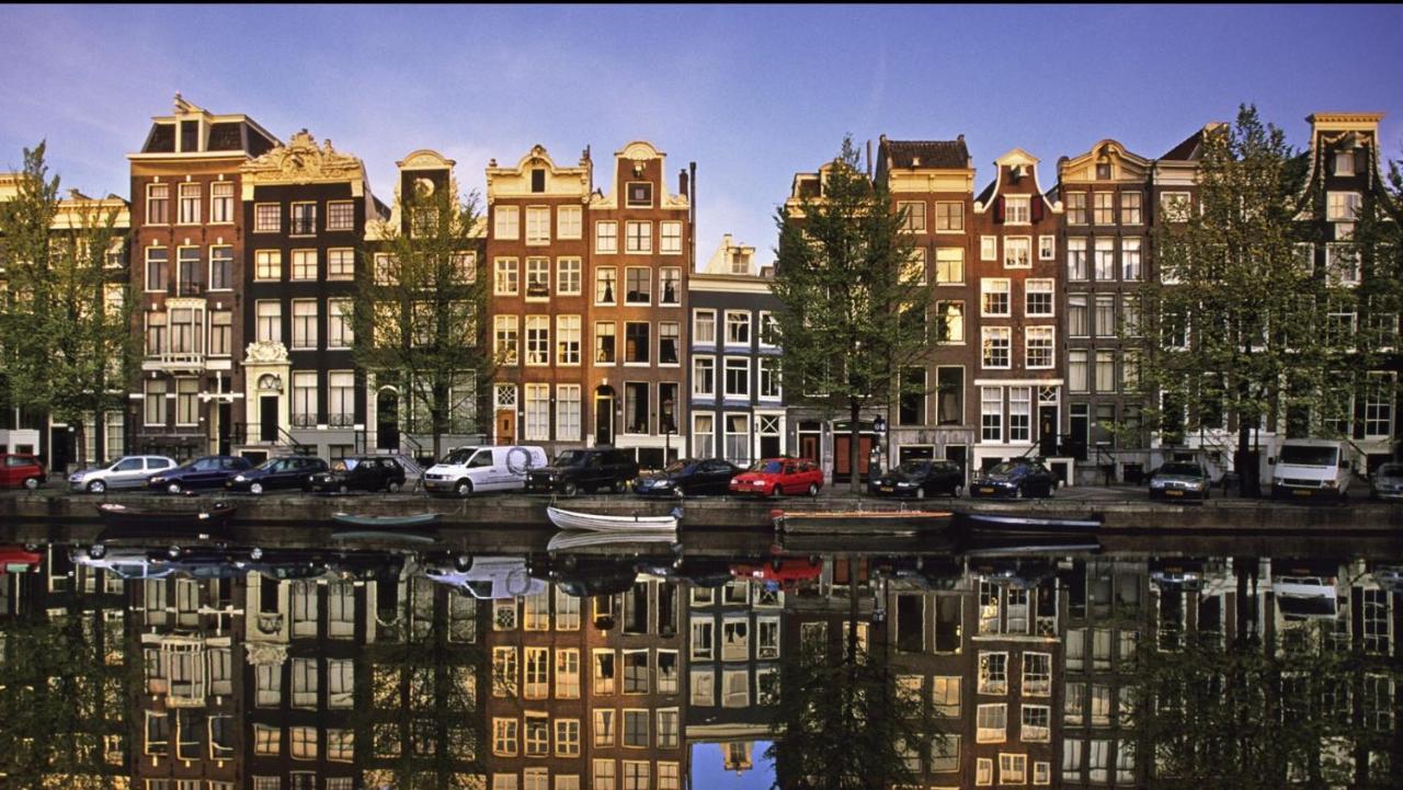B&B Diemerplein Diemen ภายนอก รูปภาพ